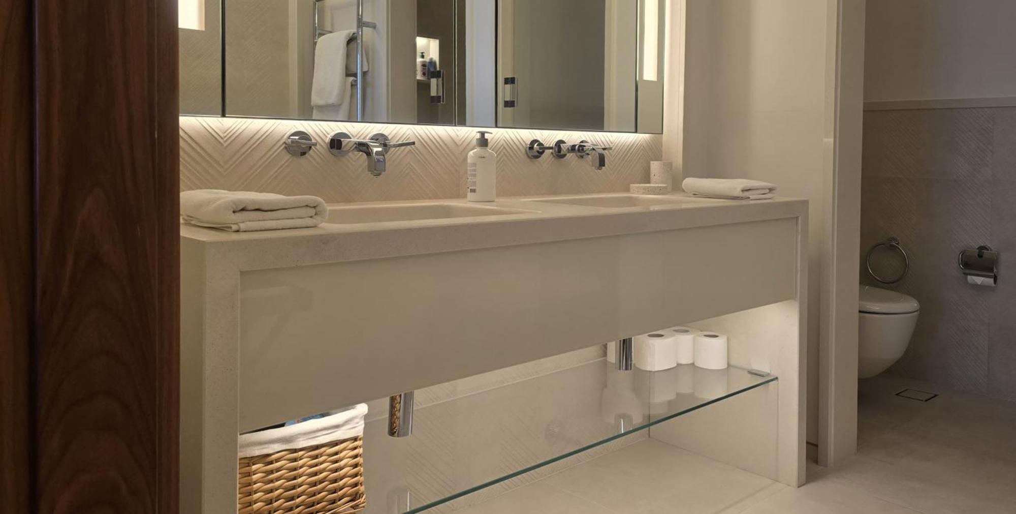 Porto Montenegro Luxurious Elena 티바트 외부 사진